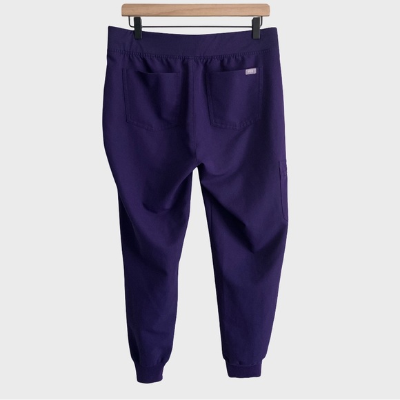 Figs Zamora Jogger Scrub Pants Bottoms Joggers Purple Jam Medium Petite - Picture 2 of 8